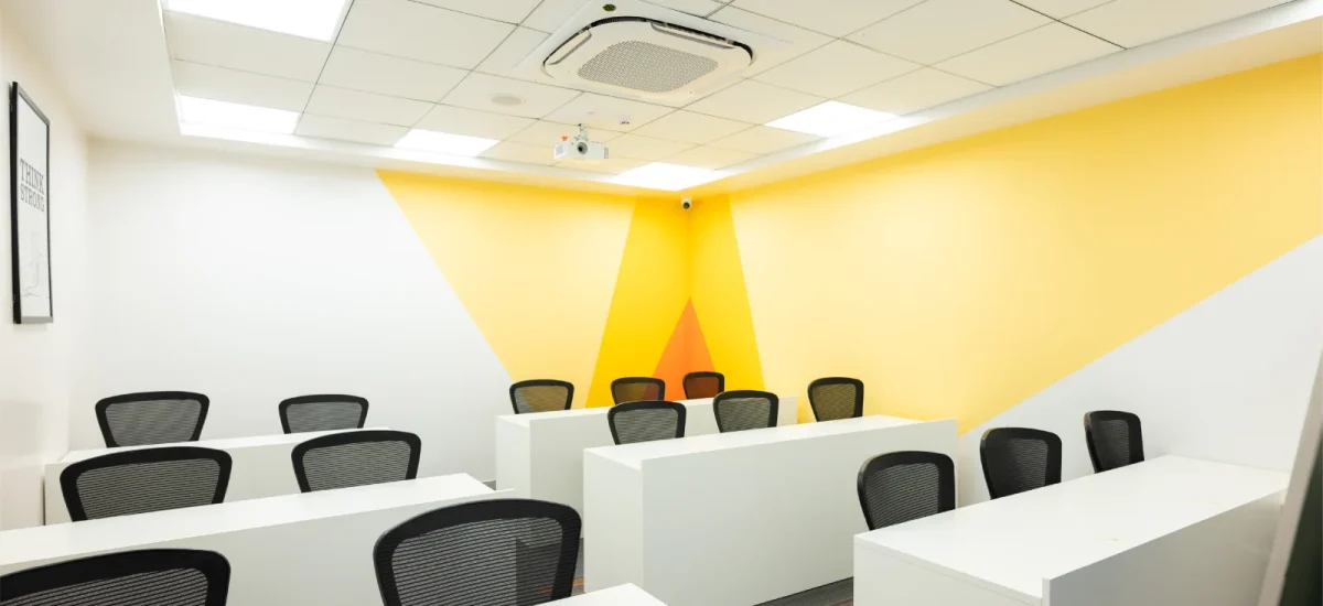 parallel-office-desk-setup-in-mumbai-office